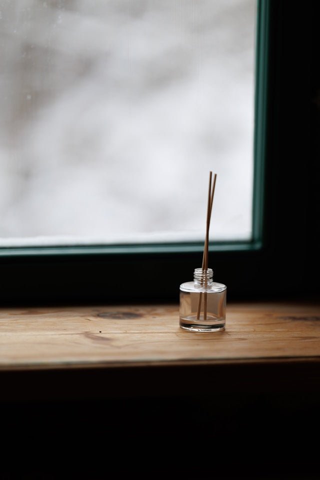 Fresh and Clean Reed Diffuser Scents: How to Choose Linen, Clear Air, and Ocean-Inspired Fragrance