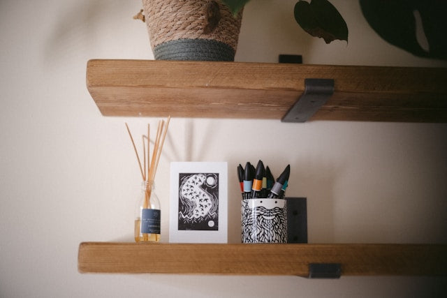 Himalayan Salt and Rosewater Diffusers: How to Use Soft Fresh-Floral Scents at Home