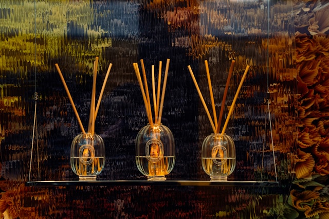 Clear Air Reed Diffusers: Choosing a Light Scent for Everyday Room Fragrance