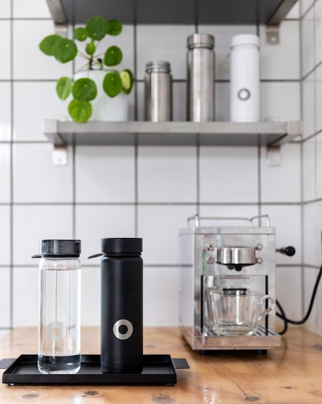 How to Clean Reusable Water Bottles and Their Small Parts