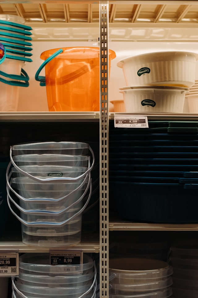 How to Keep Cleaning Tools Organized Between Uses