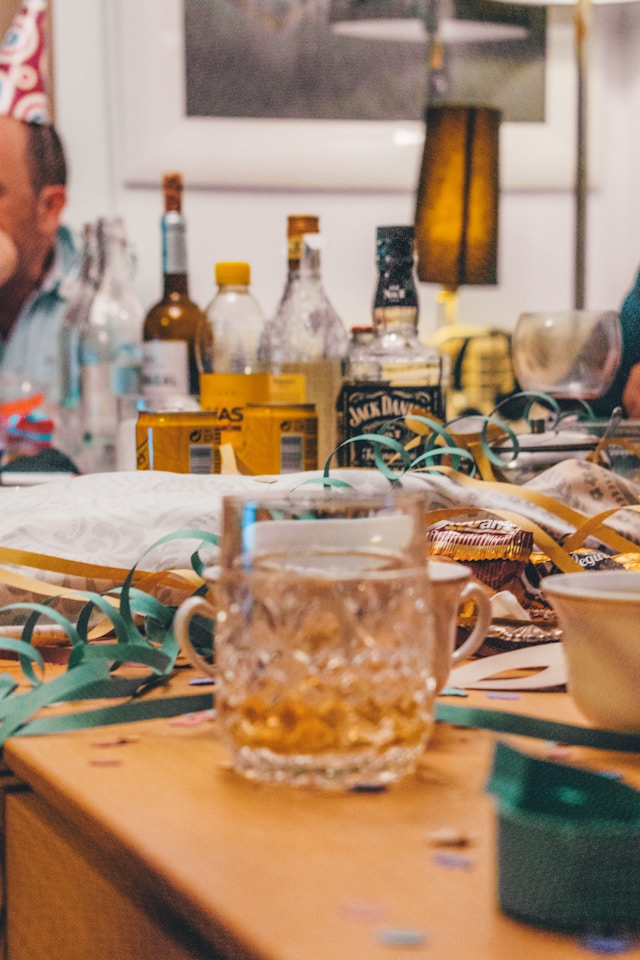 How to Clean a Home After a Weekend Gathering