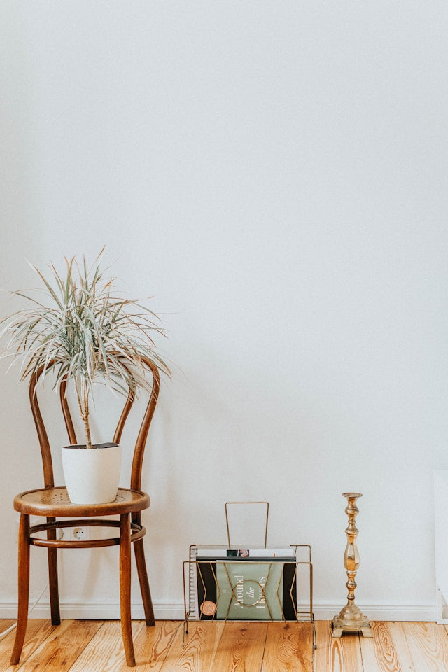 How to Clean Baseboards Without Making a Mess