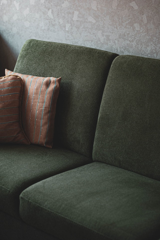 How to Clean Fabric Sofa Cushions at Home