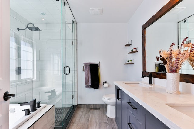 How to Clean Shower Glass and Bathroom Doors