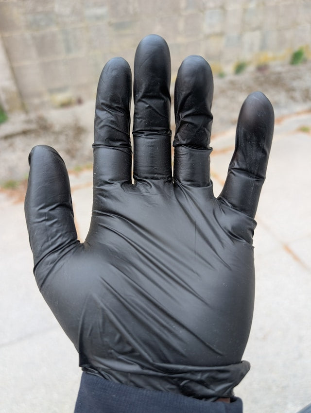 Extended Cuff Disposable Gloves: When a 12-Inch Glove Design Can Be Useful