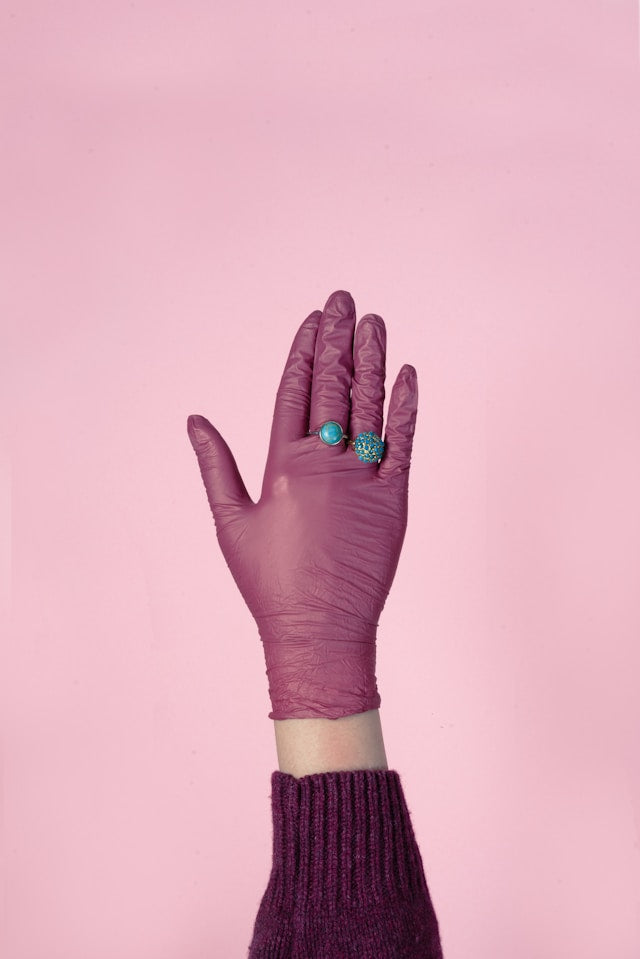 Disposable Glove Size Guide: How to Choose Small, Medium, Large, and X-Large Gloves