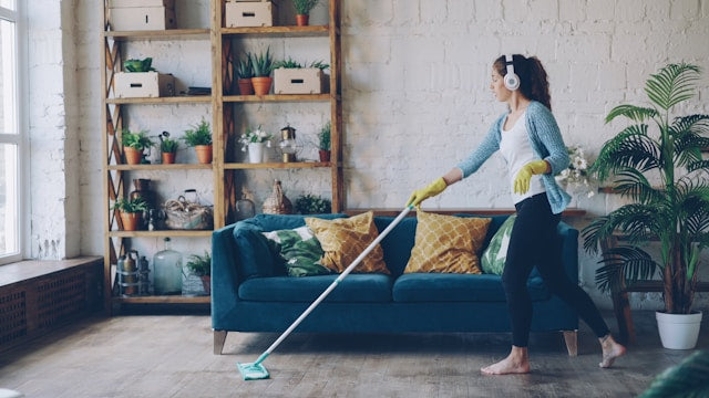 How to Create a Simple Weekend Home Cleaning Routine