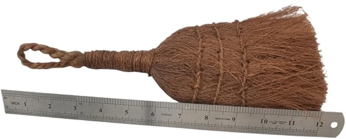 Palm Fiber Handheld Small Broom, Natural Bristle, Handmade Mini Fireplace Broom Brush