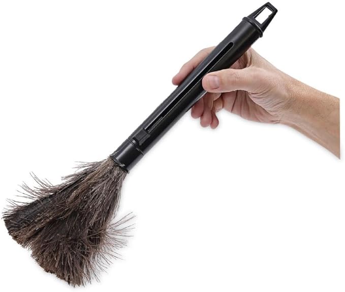 Boardwalk BWK914FD 9 in. to 14 in. Retractable Plastic Handle Feather Duster - Black