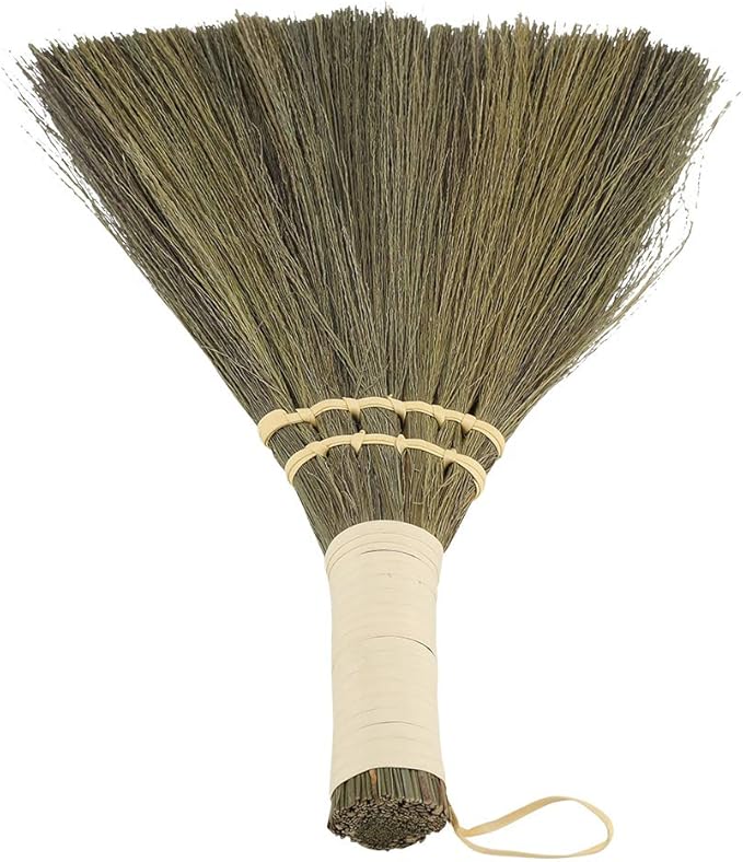 10.2 Inch Whisk Broom Hand Held - Mini Corn Straw Whisk Broom Short Handle with Hanger for Multi Surface Sweeping Small Hand Brush for Outdoor Car Porch Debris Dust Dirt