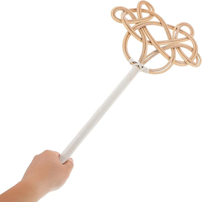 Rattan Dusting Brush Long Handle Quilt Duster for Home Cleaning Mattress Dust Removal Handmade Two-Strand Rattan Dust Remover for Indoor and Outdoor Use