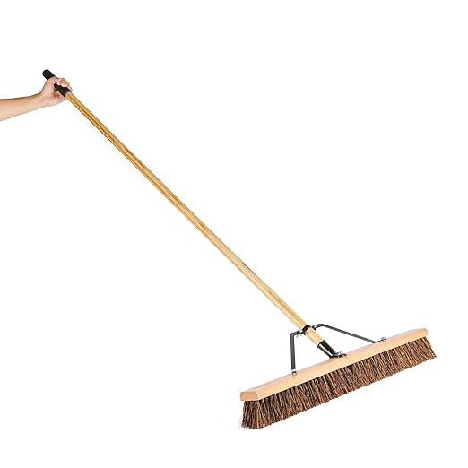 Restaurantware-Clean Tek Professional 30 Inch Push Broom, 1 Heavy-Duty Broom with 60â€ Handle - Palmyra Bristles, Use Indoor and Outdoor, Wooden, Commercial Use, for Deck, Driveway, Garage, Patio