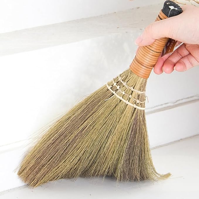 Veemoon 4 Pcs 12 Inch Whisk Broom, Handheld Cleaning Broom Straw Corn Whisk Brush Small with Handle Dust Brush Rustic for Dirt and Debris Household