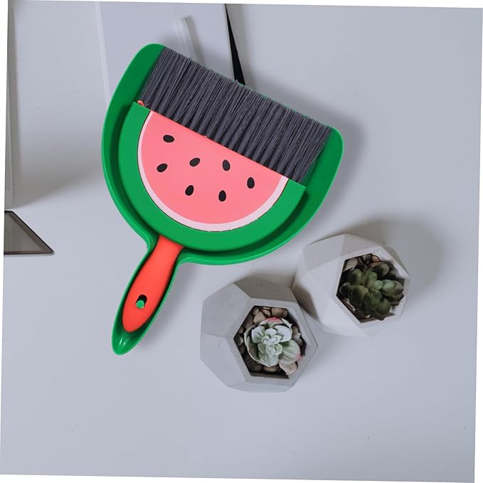 VOSAREA Small Dustpan and Brush Set Watermelon Mini Dustpan and Brush Whisk Broom and Dust Pan Tiny Cleaning Broom Mini Hand Broom for Table Desk Keyboard Pet Nest