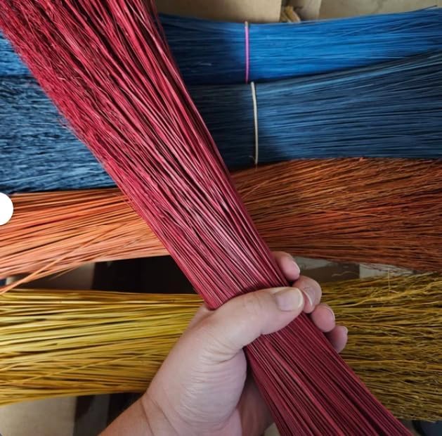 1/2 lb Bundles Broomcorn 16", Hand Dyed and Dried, Broom Straw, Broom Corn and Hurl, Make Your own Broom & Witch Crafts (Natural)