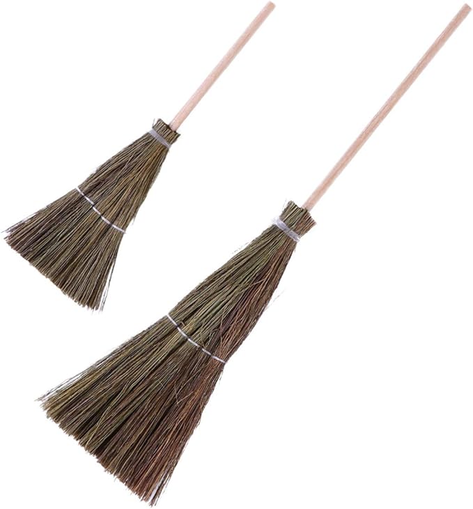 Mini Hand-Woven Decorative Broom Dollhouse Accessory 3.93In Straw Witch Broom Prop for Doll Toys and Fairy Tale Decor