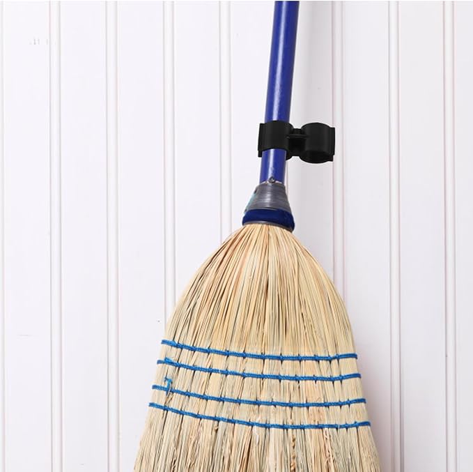 PRETYZOOM Double Pipe Clamp Dustpan Broom Connector Clip for 0.7-0.8 Inch Diameter Brooms and Dustpans Easy Installation Space Saving Cleaning Tool Organizer