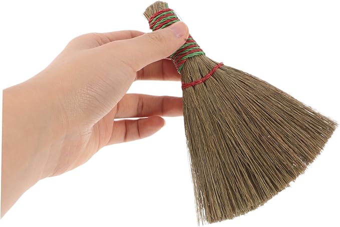 OUNONA Natural Corn Broom with Handle Small Whisk Broom for Indoor Cleaning Soft Bristles for Furniture and Bed Compact Straw Cleaning Brush for Home Use