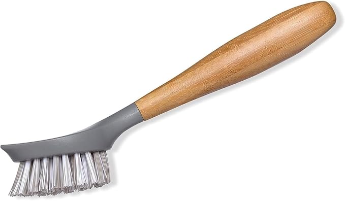 Full Circle Tenacious C Cast Iron Bamboo Dish Brush and Scraper – Durable Kitchen Scrub Brush for Dishes, Pots, Pans, and Cast Iron, Sustainable, Made with Recycled Plastic