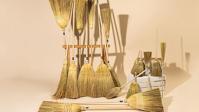 Mendi Corn Broom 43" Fantasy Style