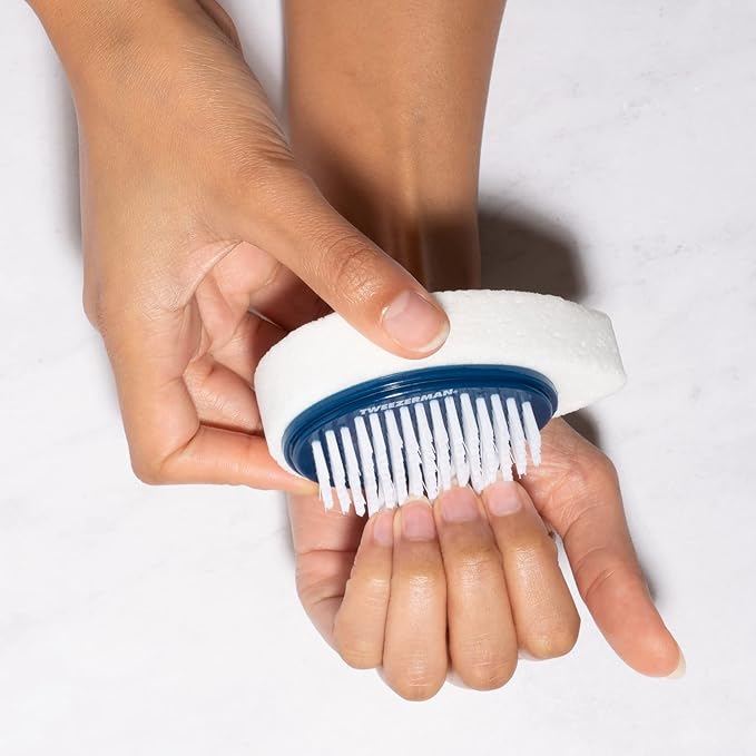 Tweezerman Exclusive Dual Surface Nail Brush & Callus Combo, Evening Blue