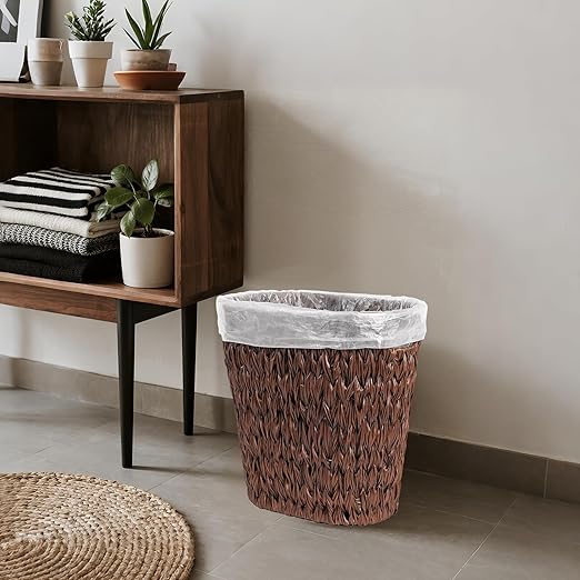 Wicker Trash Can,Waterproof Bathroom Waste Basket,Plastic Wicker Woven Waste Basket with Built-in Handles, 19 Liters/5 Gallons,Decorative Boho Rubbish Bin for Bedroom, Office, Kitchen, Laundry (brown)