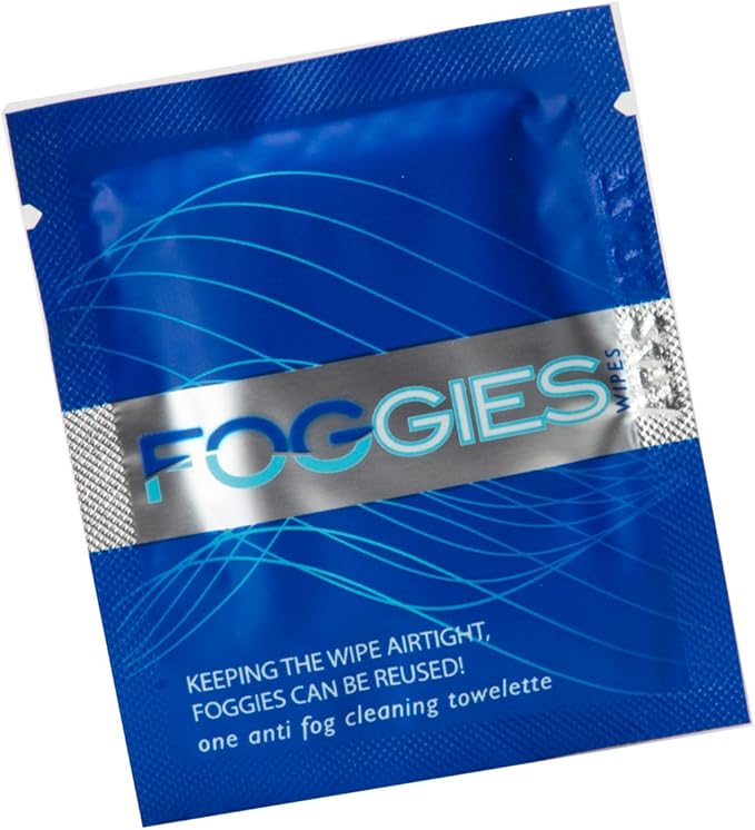 Foggies Anti-Fog Towelettes 6-Pack | 2-in-1 Lens Cleaner & Anti-Fog Wipe | Cleans and Defogs Goggles, Glasses & Masks | Reusable Wipes for Swim, Scuba & Sports Lens