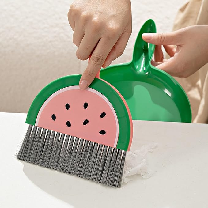 Mini Dustpan and Brush Set, Handheld Portable Compact Dust Pan with Handle,Household Fruit Shape Mini Small Dust Pan and Brush Set for Cleaning Kitchen Camping Sweeping Keyboards Indoor Pet Table