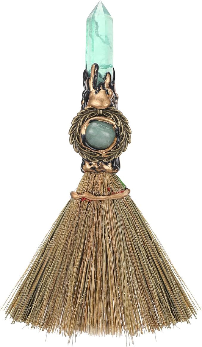 Witch Broom Green Crystal - Witch Wiccan Altar Broom Witchcraft Witches Pagan Altar Decor Natural Reiki Energy Wand Stone Ritual Magic Ceremonial for Meditation Therapy Halloween Decorations