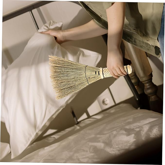 Garneck Household Old Fashioned Handle Duster Wedding Toddler Cleaning Supplies Small Whisk Brooms Hand-Made Corn Broom The Bed Artificial Child Sorghum Carpet Asia mini Vietnam