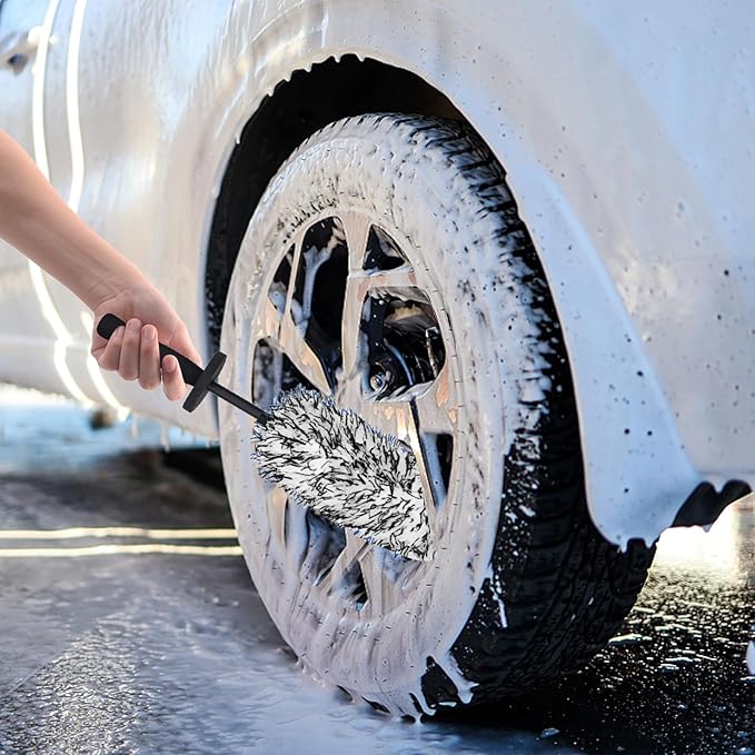 Car Cleaning Rim Brush Wheel Cleaning Brush, Metal Free Soft Synthetic Wool Car Wash Brush, Highly Water Absorption Wheel Brush (Black White)