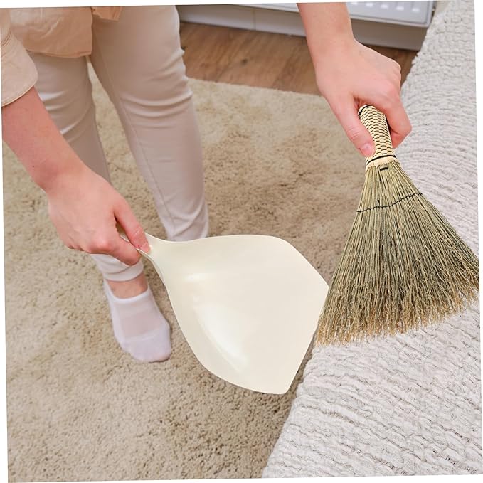 PRETYZOOM Small Corn Broom with Short Handle Handcrafted Whisk Broom for Easy Cleaning of Dust Dirt and Debris Bedrooms Sofas Carpets and Cars Portable Mini Sweeping Tool
