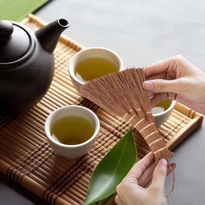 Hand Whisk Broom, 5.9in Small Whisk Broom Hand Held Tea Tray Brush for Cleaning Tea Leaves, Small Corn Broom Heavy Duty for Indoor or Outdoor Use