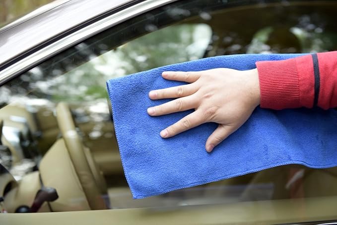 CARCAREZ Premium Microfiber Detailing Towels, 340 GSM Lint Free Car Buffing Waxing Polishing Drying Towel, Pack of 6 (Blue)