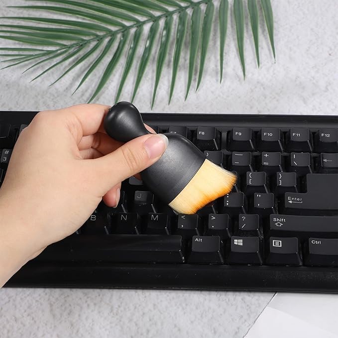 4 PCS Soft Bristle Car Interior Brush, Curved Design Cars Duster Interiors Detail Brushes Car Interior Detailing Brush Cleaning Tool with Cover for Dashboard Interiors Exterior Keyboard Leather