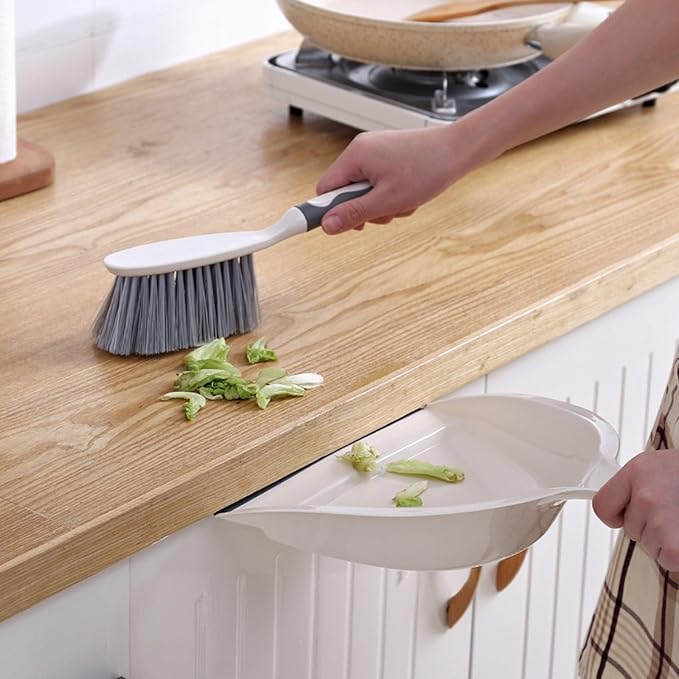 Small Tabletop Cleaning Dustpan Set, Dust Pans with Brush,Hand Broom and Dustpan Set,Dustpan and Brush Set,Handheld Dustpan are Used to Clean Kitchens, Floors, Tables, Animal Cages.