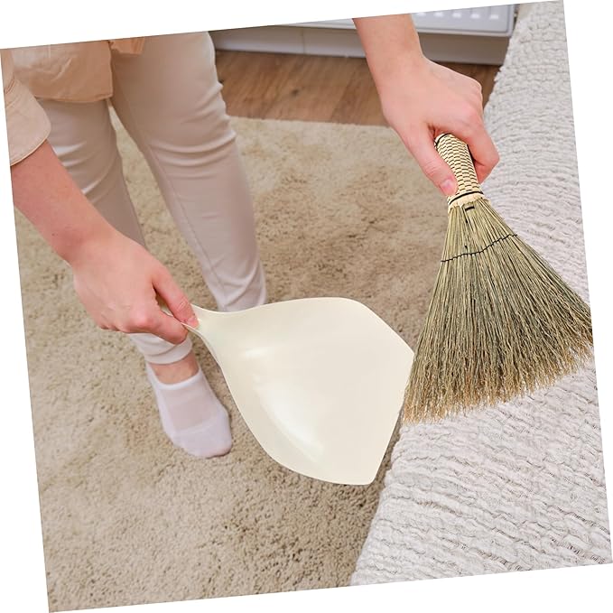Corn Whisk Broom Handcrafted Mini Dust Brush for Efficient Sweeping of Bedrooms Sofas and Carpets Short Handle Natural Material for Cleaning