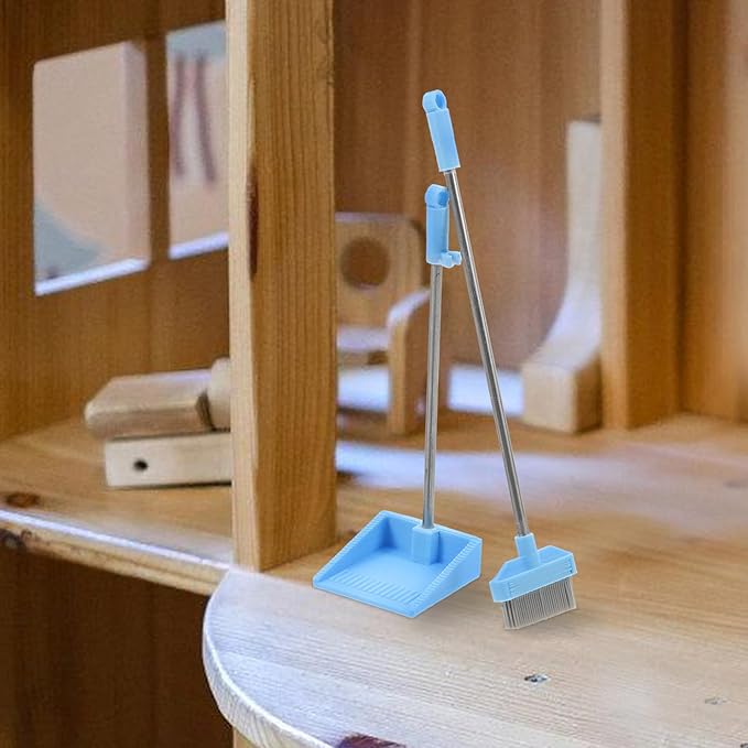 VOSAREA 1 Set Mini Cleaning Supplies Mini Dustpan and Broom Simulated Housekeeping Tools for Dollhouse Decoration and Playhouse Accessories