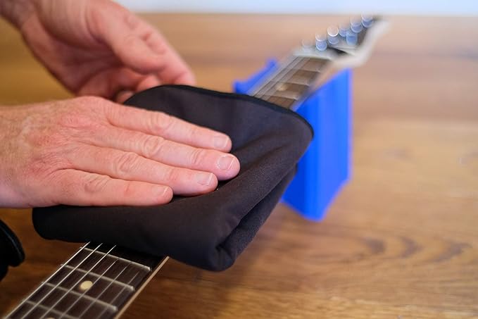 MusicNomad 2 'n 1 Beyond Plush Players Cloth (MN241)