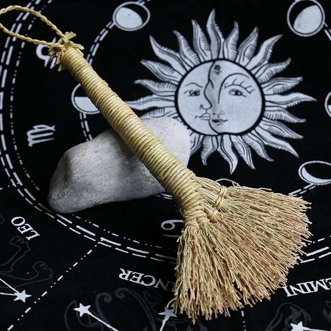 Witch Altar Mini Broom - Wiccan Tools for Healing Energy Cleansing Altar Decoration (Original Appearance)