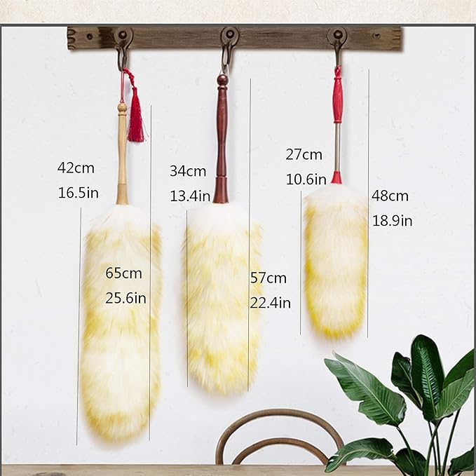 Brush for Cleaning, Precipitator Household Lambswool Duster, Multifunction Wool Duster with Comfortable Handle, Lambswool Duster for Cleaning Keyboard and Furniture dust Catcher(C)