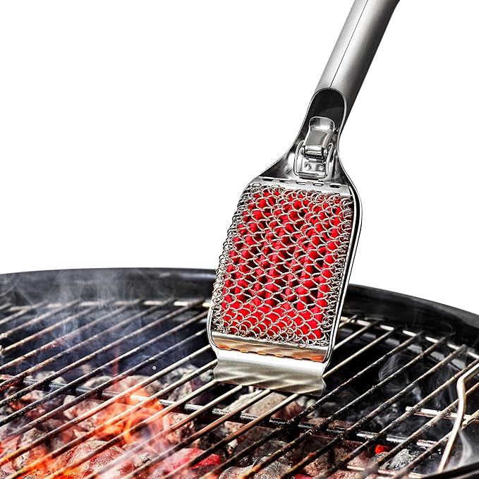 OXO Good Grips Hot Clean Grill Brush