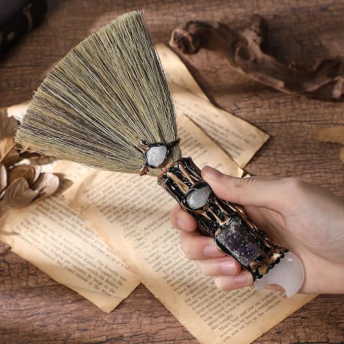 White Crystal Witch Broom - Witchcraft Supplies Mini Witches Broomstick with Amethyst Clusters Altar Supplies with Natural Healing Crystals Wiccan Supplies Prayers Meditation Therapy Decor