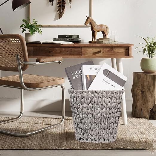 Wicker Trash Can,Waterproof Bathroom Waste Basket,Plastic Wicker Woven Waste Basket with Built-in Handles, 19 Liters/5 Gallons,Decorative Boho Rubbish Bin for Bedroom, Office, Kitchen, Laundry (gray)