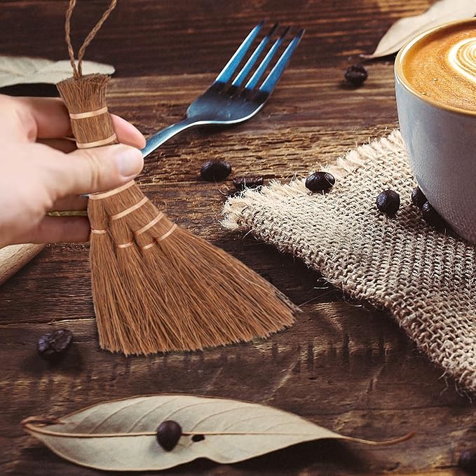 Hand Whisk Broom, 5.9in Small Whisk Broom Hand Held Tea Tray Brush for Cleaning Tea Leaves, Small Corn Broom Heavy Duty for Indoor or Outdoor Use