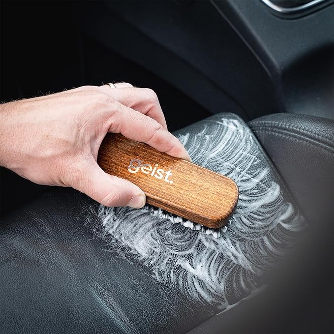Geist Leather Cleaning Brush - Large