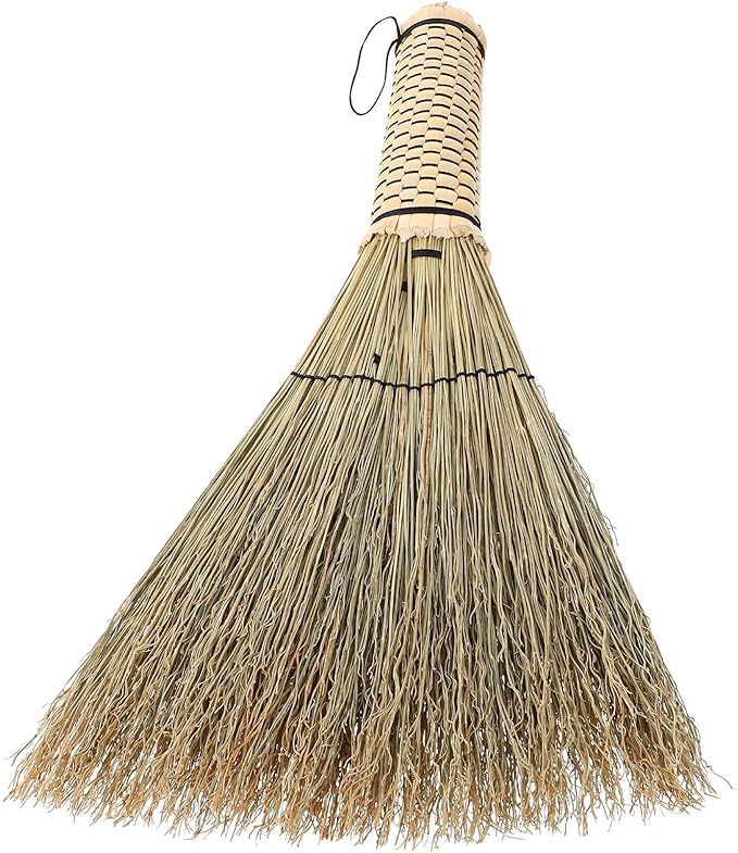 Handmade Straw Bed Broom 26cm Small Desktop Dust Brush for Home Cleaning, Mini Handheld Whisk Broom Suitable for Bedroom Sofa Carpet Sweeping