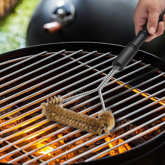 HIC Kitchen Roasting 3-Sided Grill Cleaning Brush with Non-Scratch Brass Bristles, 16.5-Inches Long