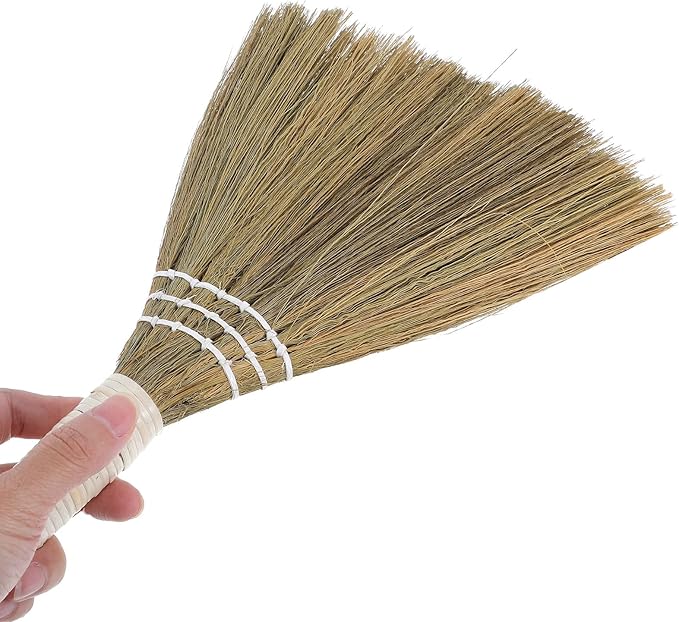 NUOBESTY Small Hand Broom Corn Whisk Broom 20x28cm White Handle Straw Household Cleaning Tool for Home Office Dust Removal